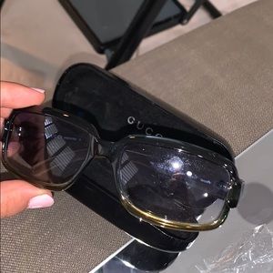 Vintage Gucci women’s two toned sunglasses
